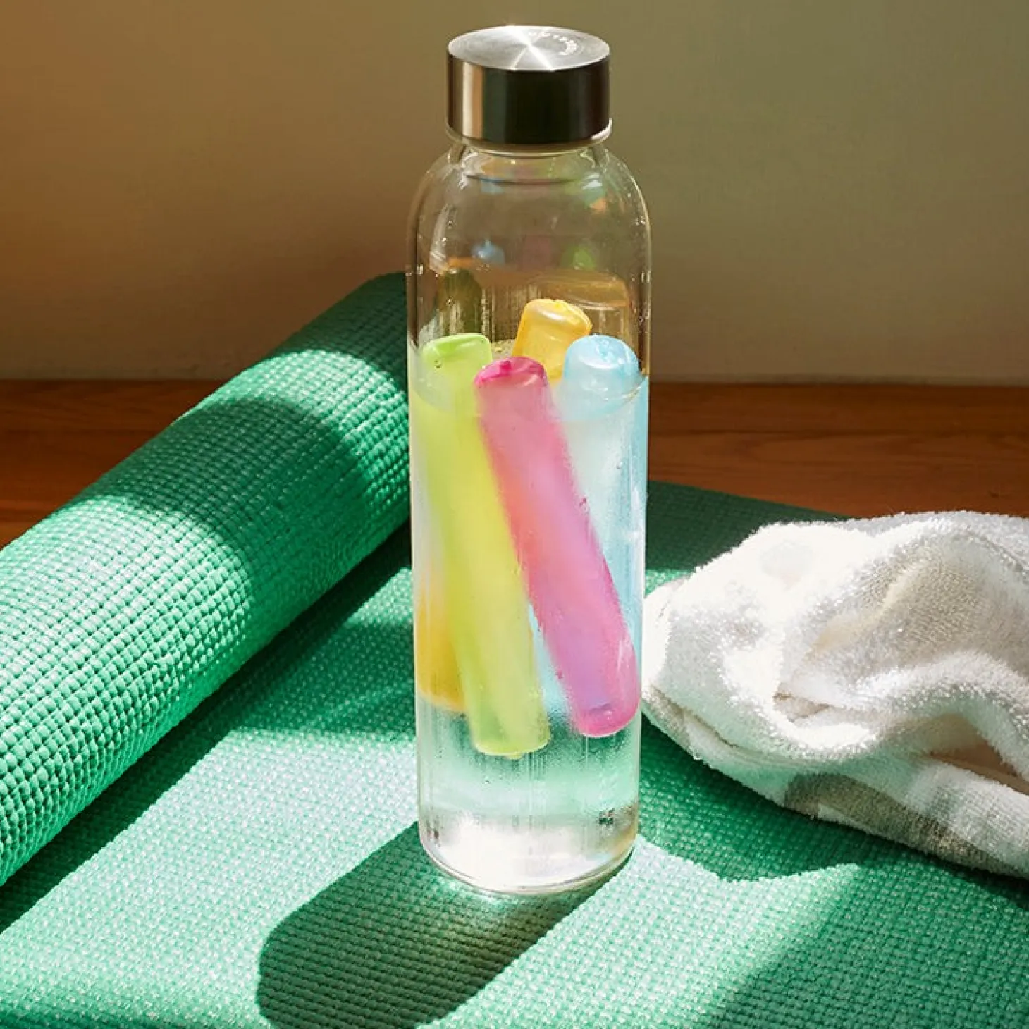 8 Reusable Ice Sticks